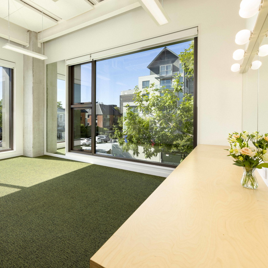 Black Box Theatre – Papa Hou Event and Performance Venue Chris