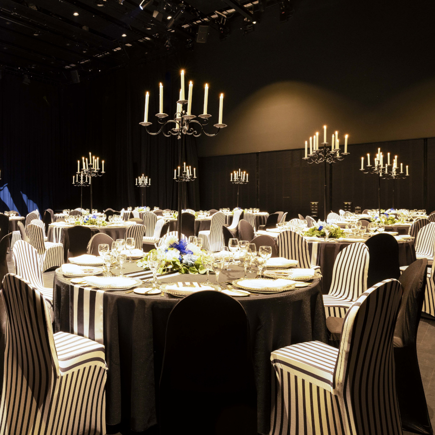 Black Box Theatre – Papa Hou Event and Performance Venue Chris